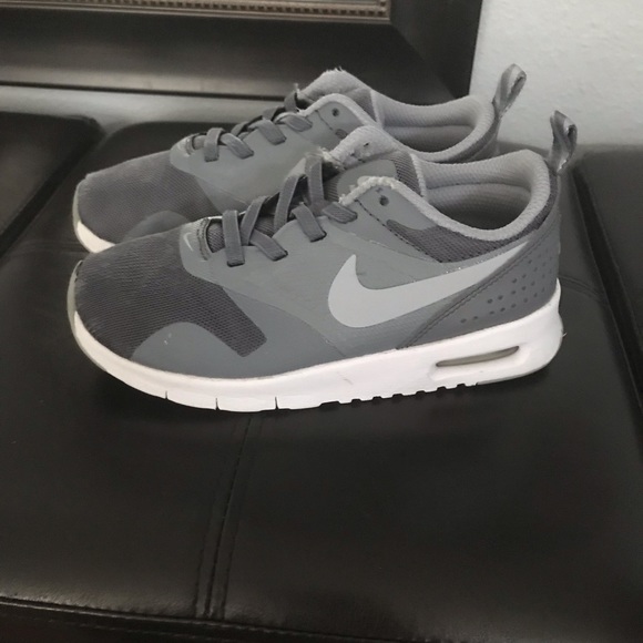 $70 nike shoes